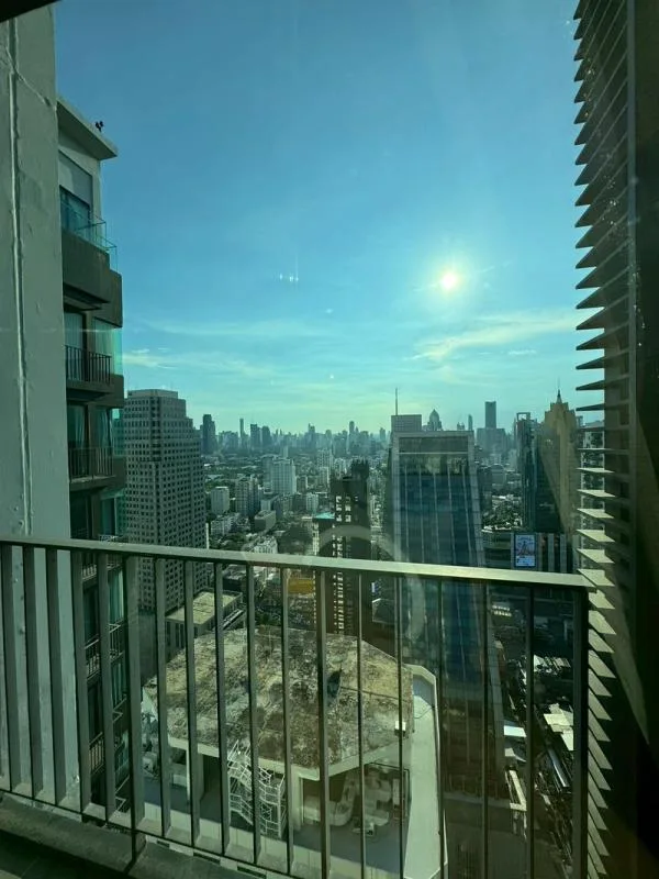 Edge Sukhumvit 23 — photo 13