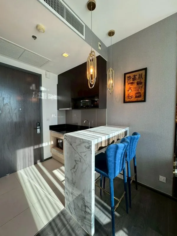 Edge Sukhumvit 23 — photo 5