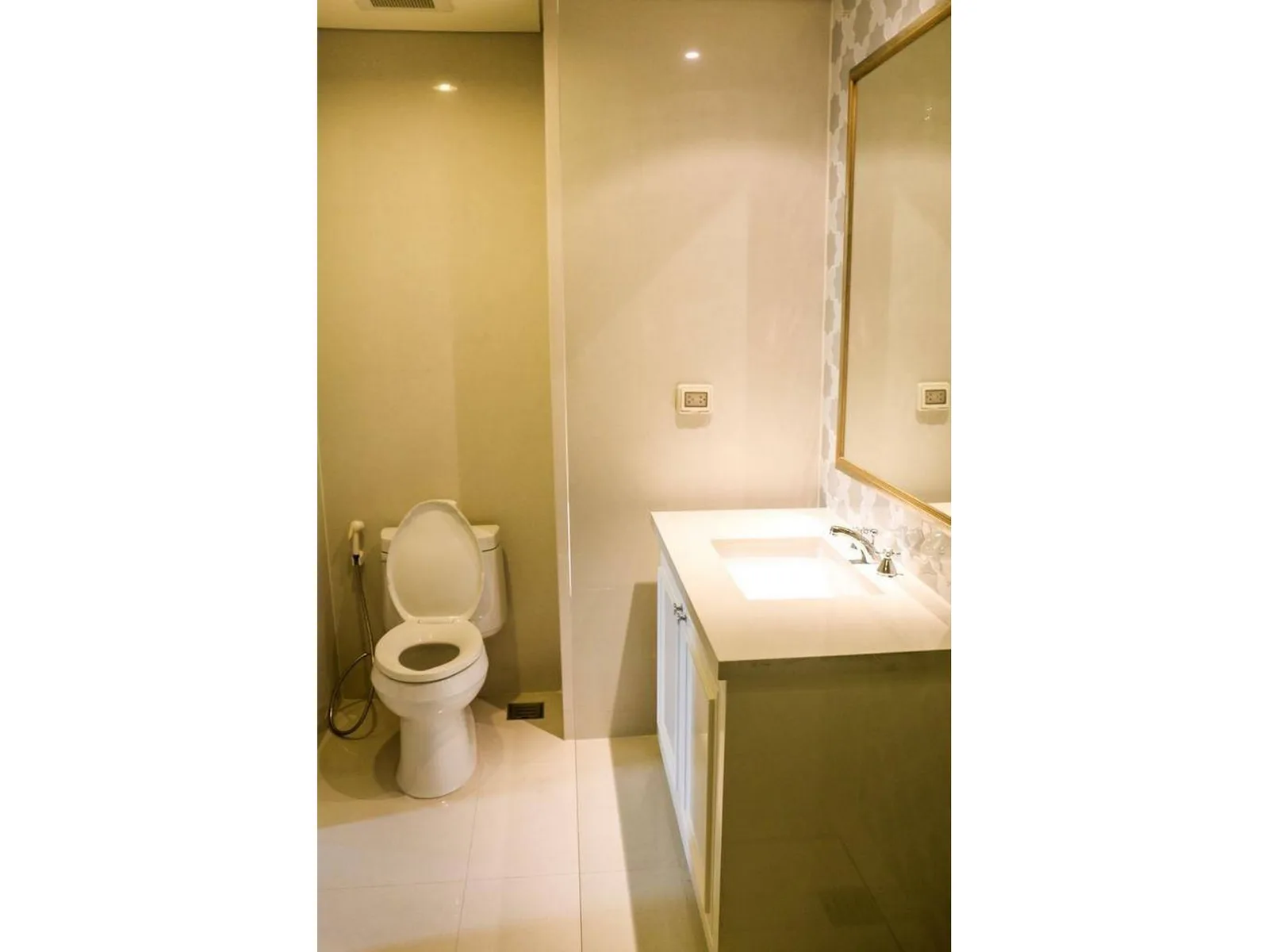 Aguston Sukhumvit 22 — photo 14