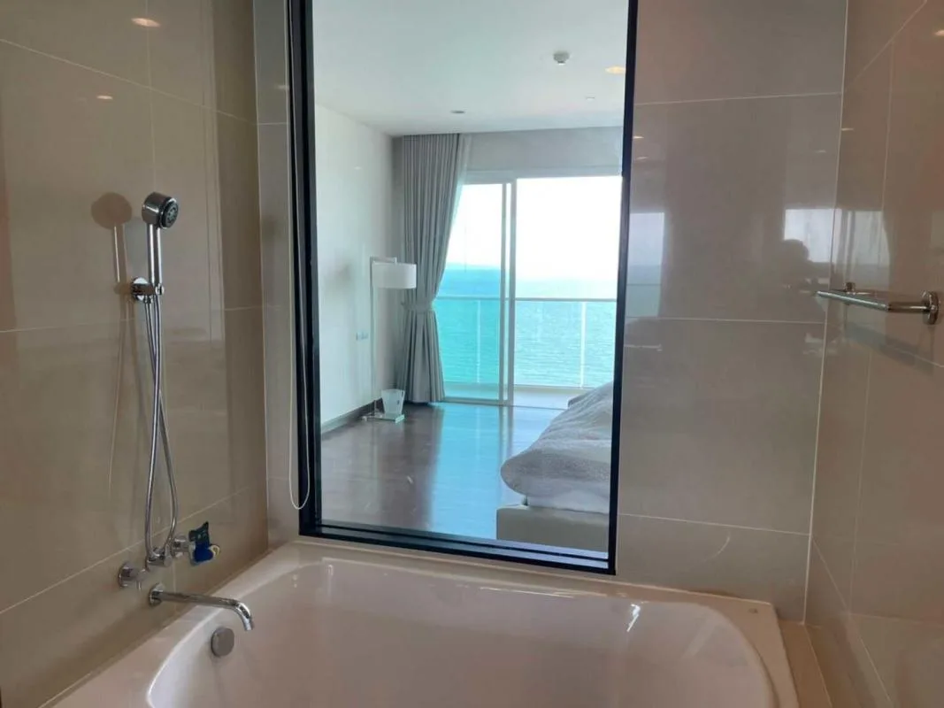 Movenpick White Sand Beach — photo 13