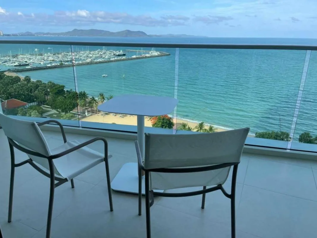 Movenpick White Sand Beach — photo 14