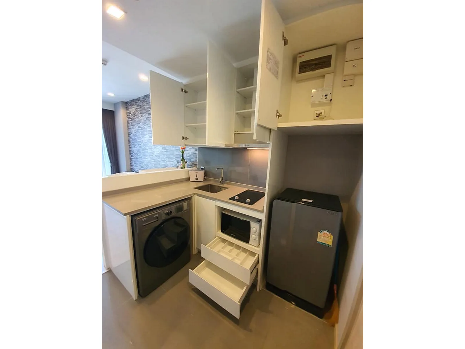 M Thonglor 10 — photo 8