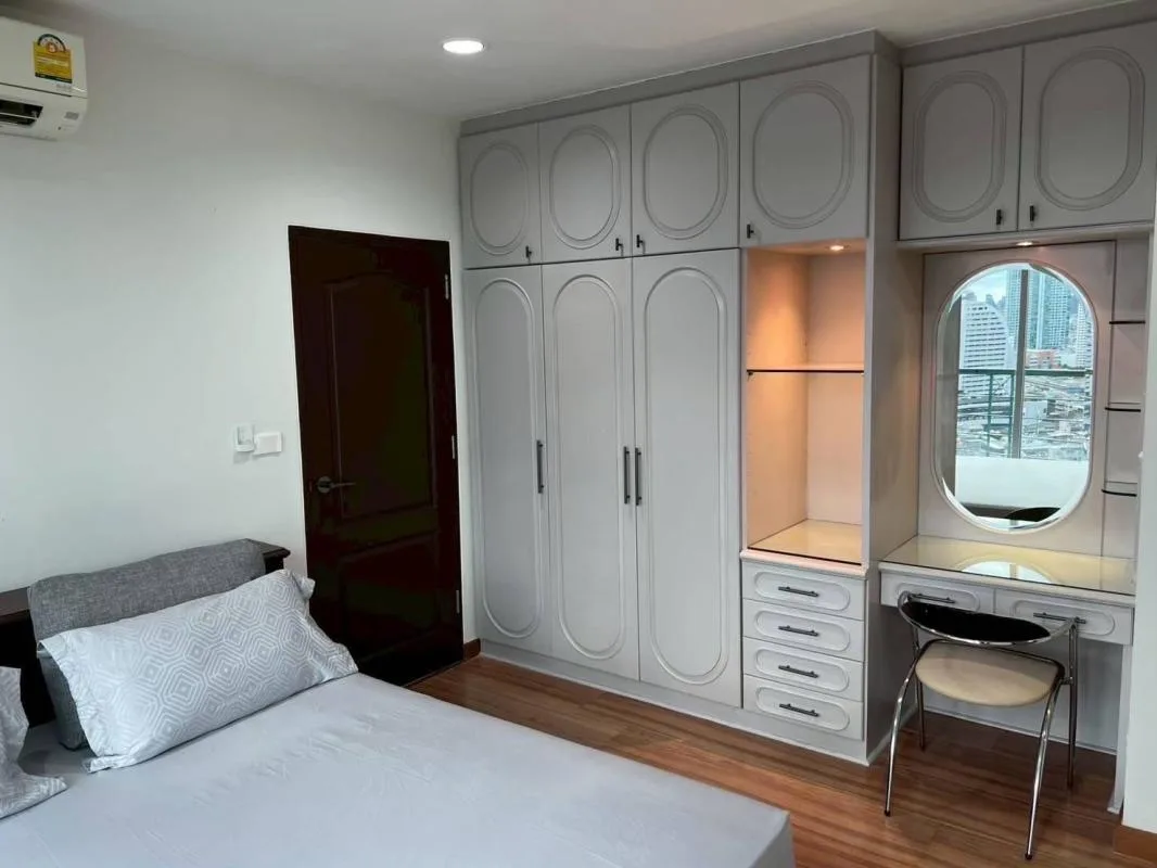Sathorn House — photo 5
