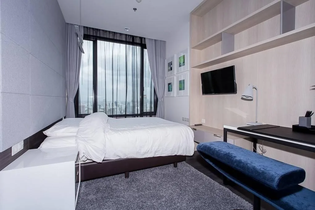 Edge Sukhumvit 23 — photo 6