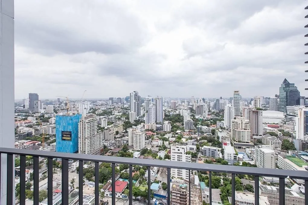 Edge Sukhumvit 23 — photo 9