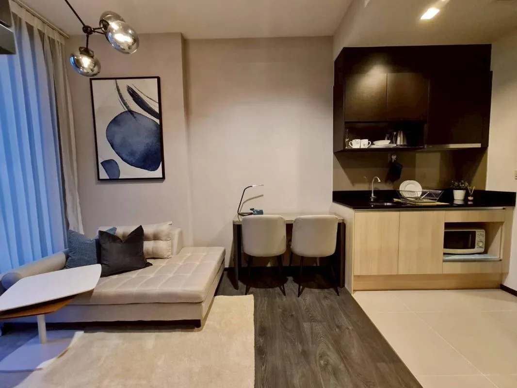 Edge Sukhumvit 23 — photo 3