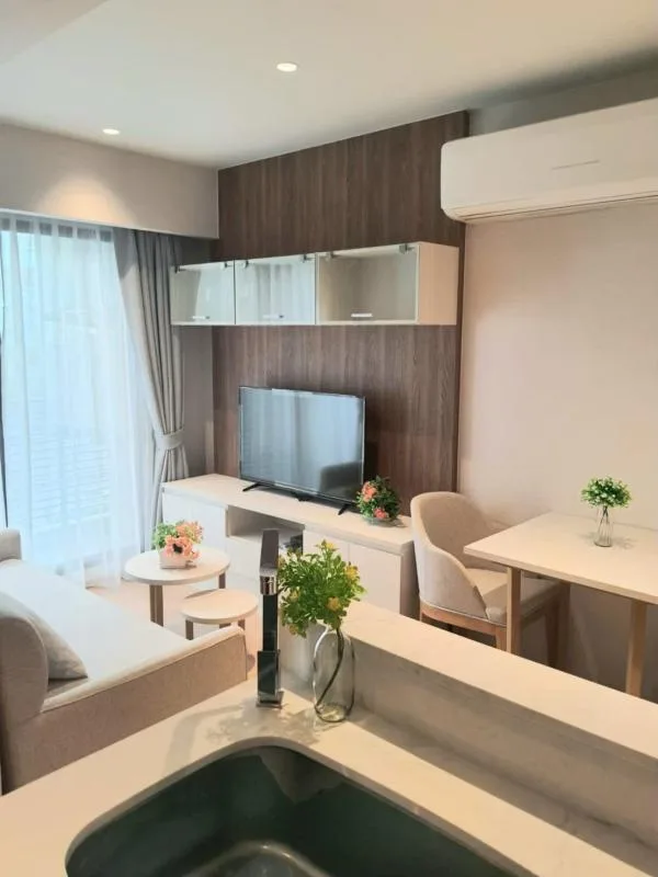 Runesu Thonglor 5 — photo 2
