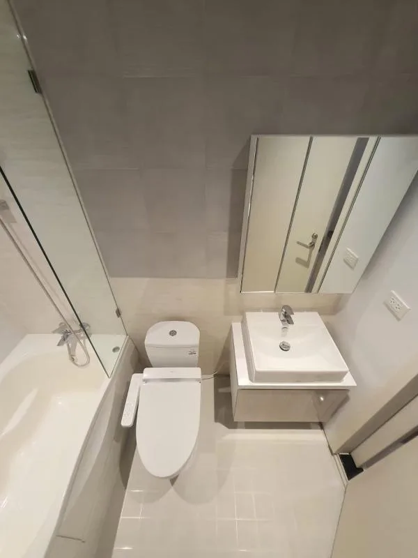 Runesu Thonglor 5 — photo 10