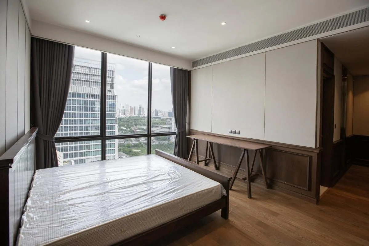 Muniq Langsuan — photo 14