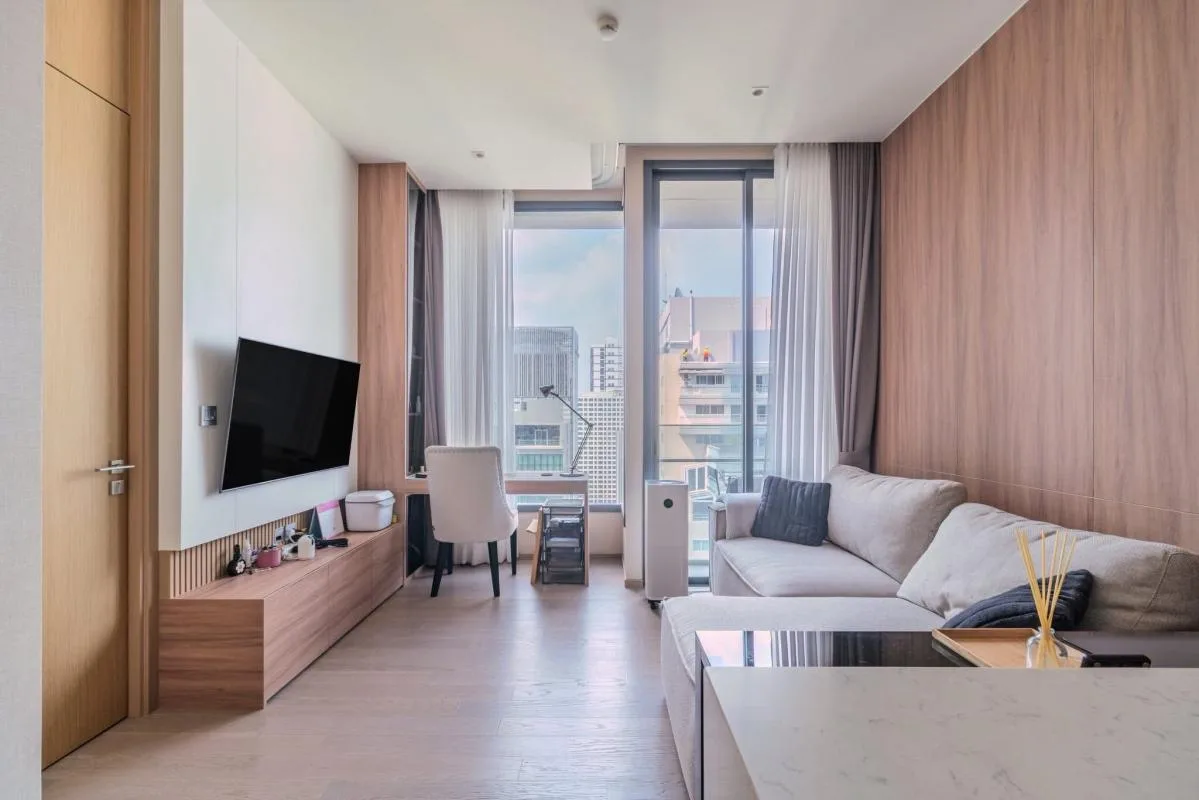 The Esse Asoke — photo 2