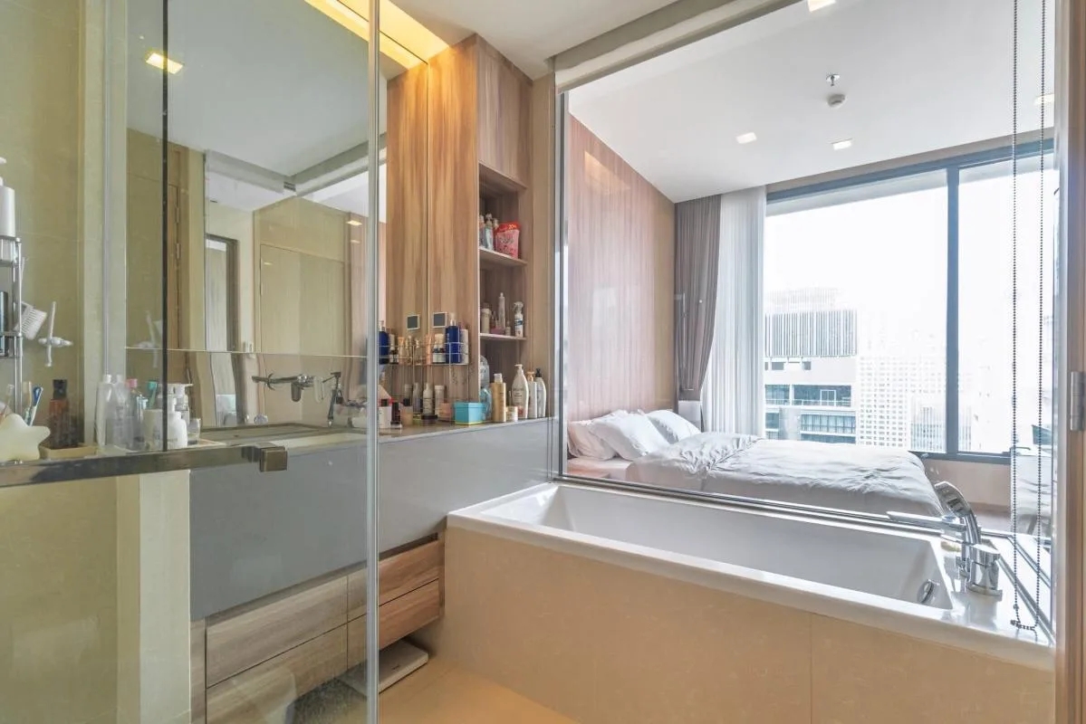 The Esse Asoke — photo 14