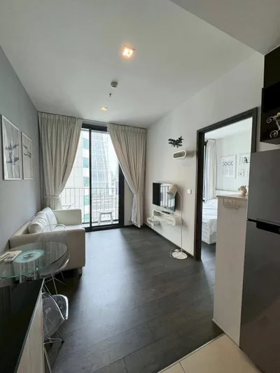 Edge Sukhumvit 23