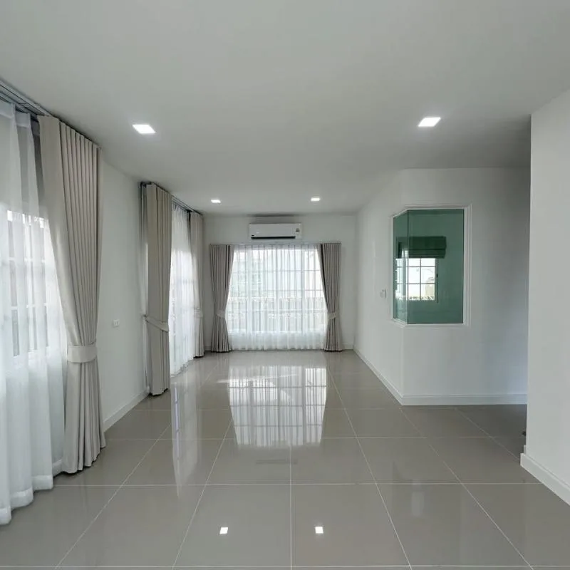 Golden Neo Sukhumvit Lasalle — photo 2