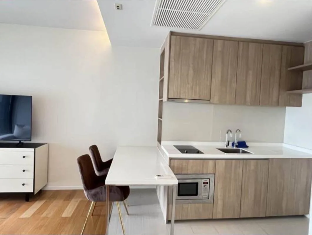 Circle Living Prototype — photo 2