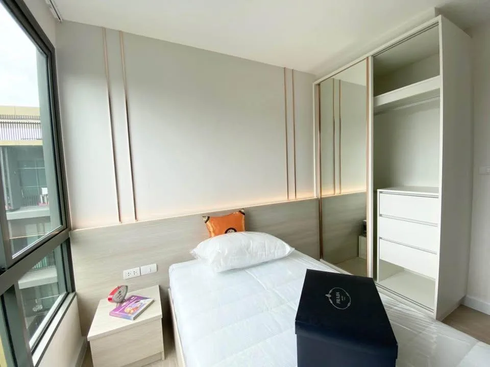 Metroluxe Rose Gold Phahol-Sutthisan — photo 11