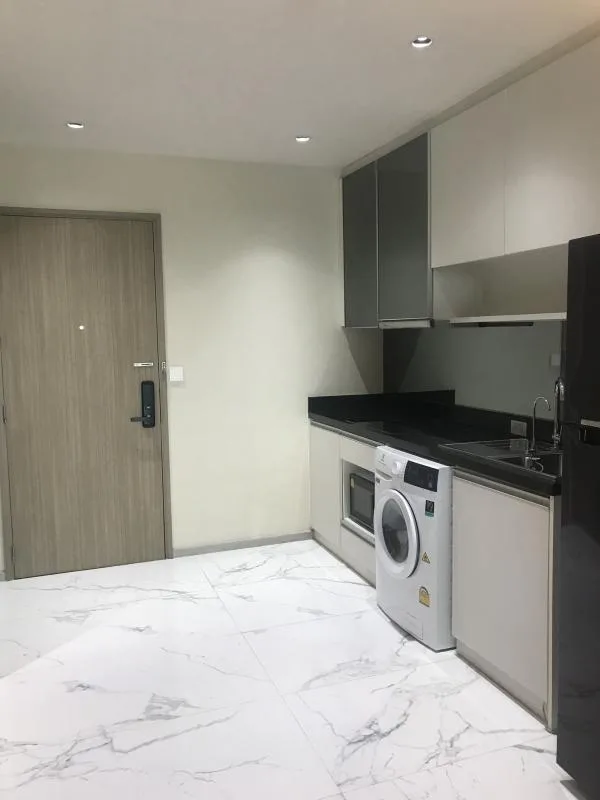 Sky Walk Condominium — photo 4