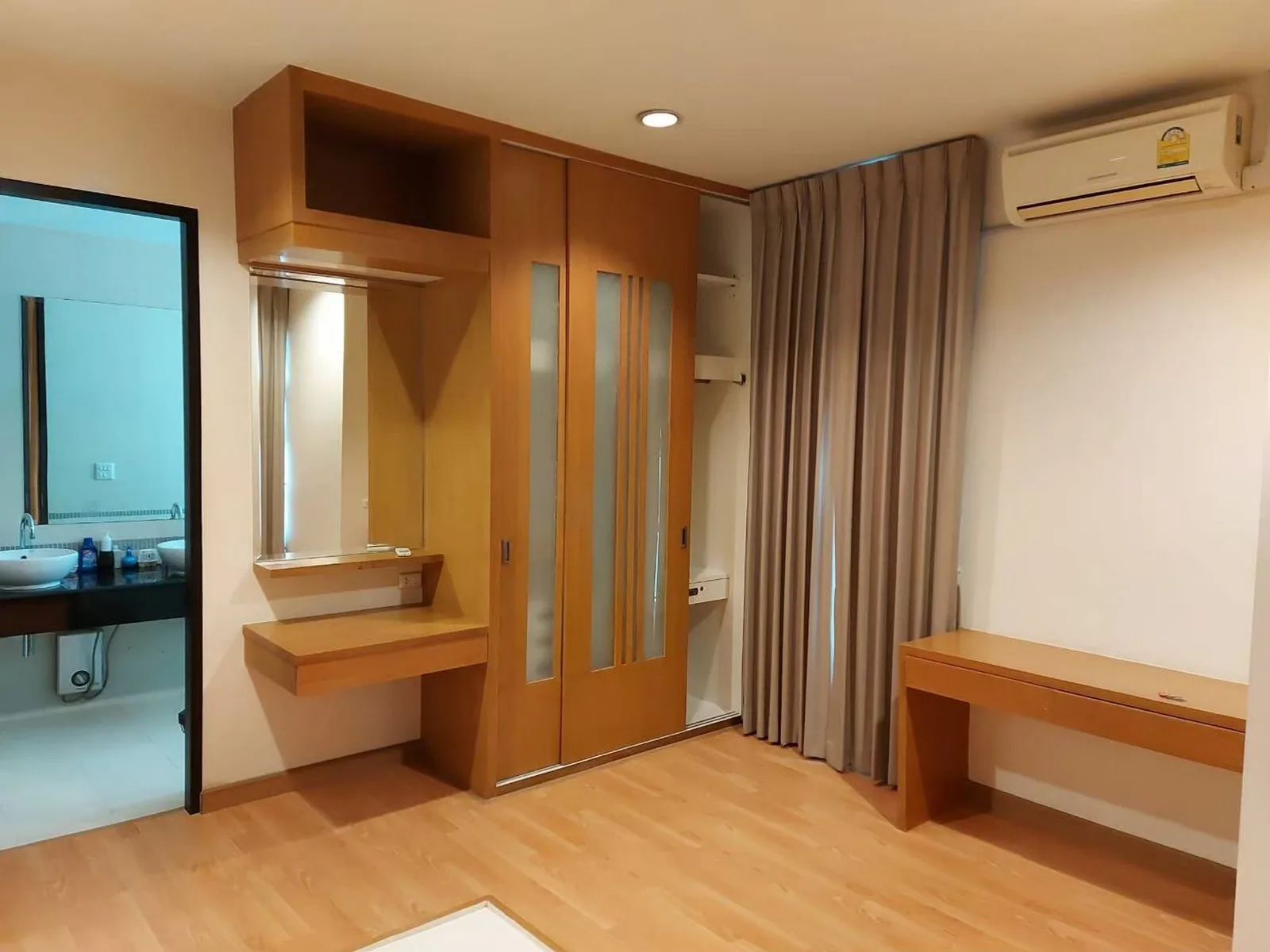Baan Klang Krung Siam - Pathumwan — photo 3