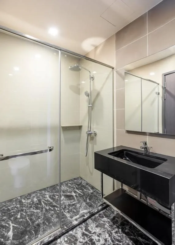 Edge Sukhumvit 23 — photo 11