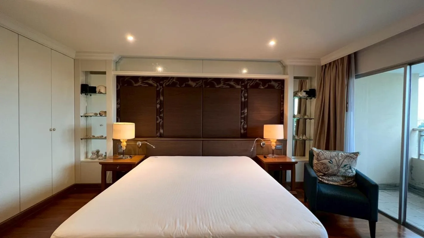Sathorn Park Place — photo 18