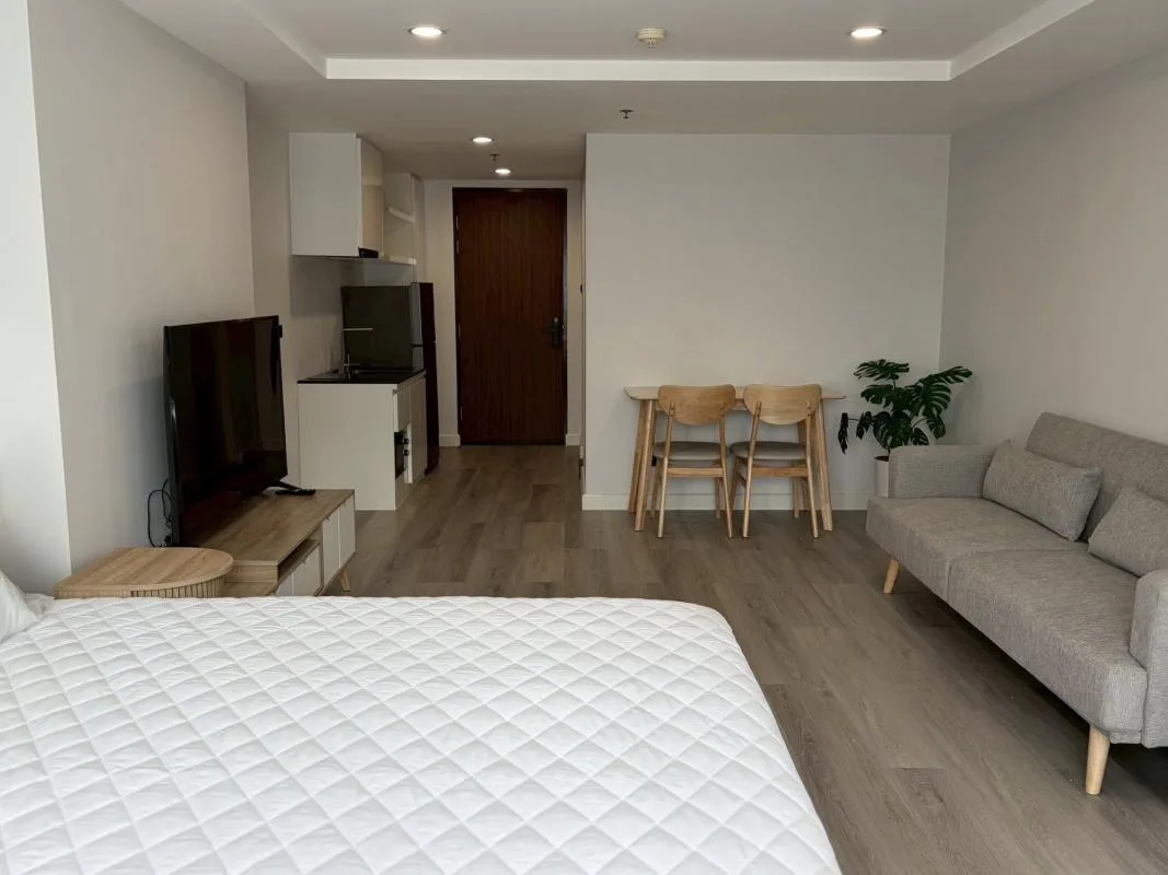 The Trendy Condominium — photo 2
