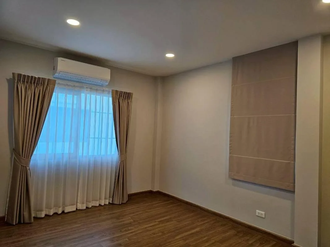 Centro Bangna - Km.7 — photo 14
