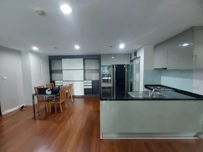 Belle Grand Rama 9