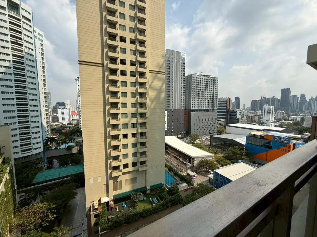 Bright Sukhumvit 24 — photo 18