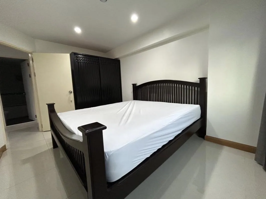 Thonglor Tower — photo 5