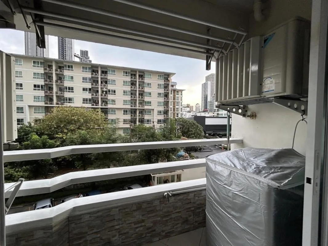 Thonglor Tower — photo 9