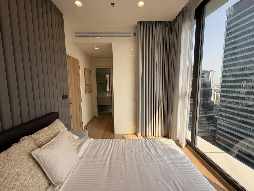 Anil Sathorn 12 — photo 7