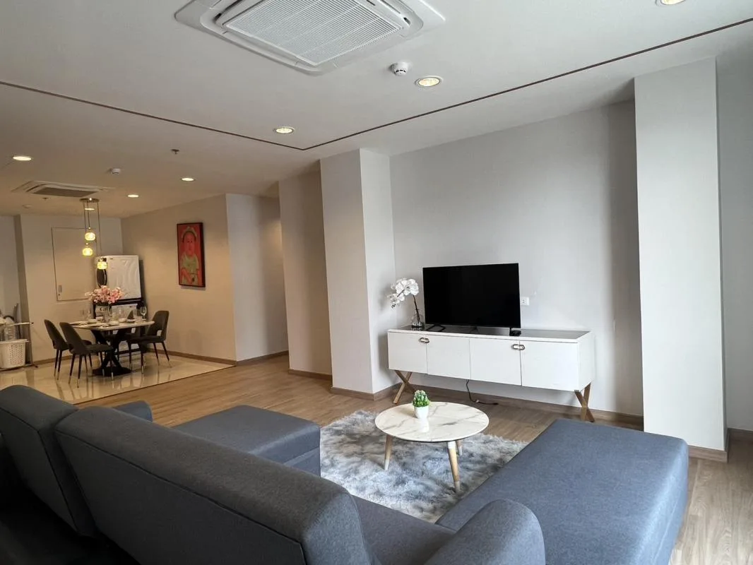 Sathorn 111 — photo 3