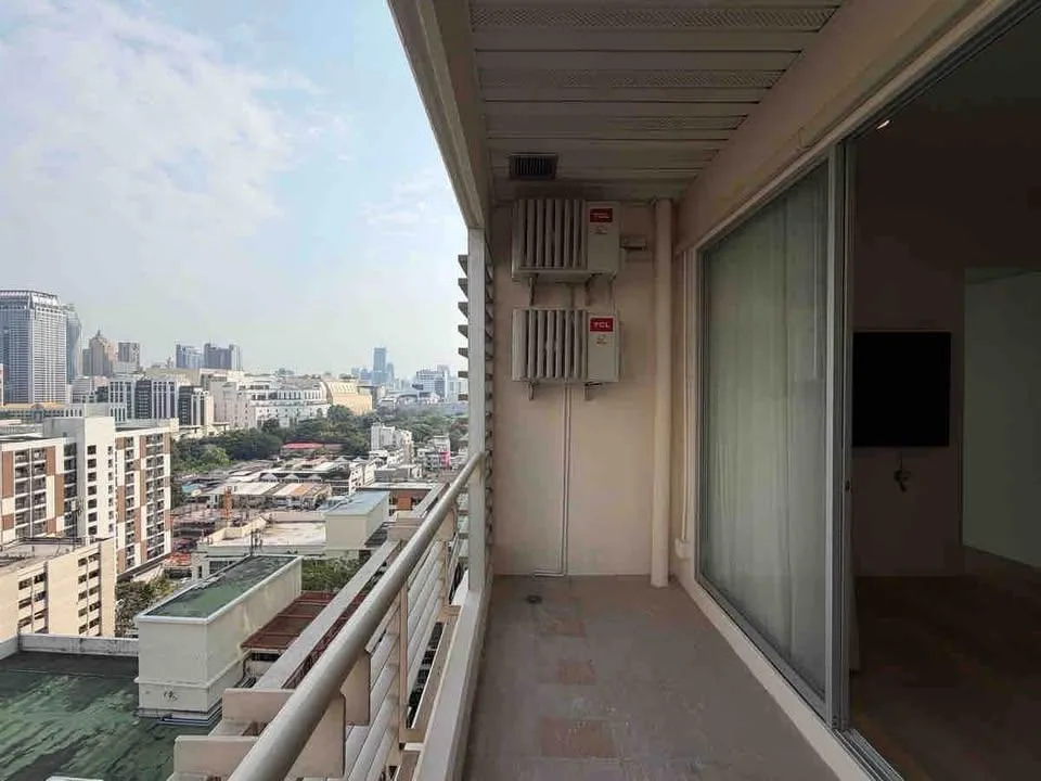 Baan Klang Krung Siam - Pathumwan — photo 16