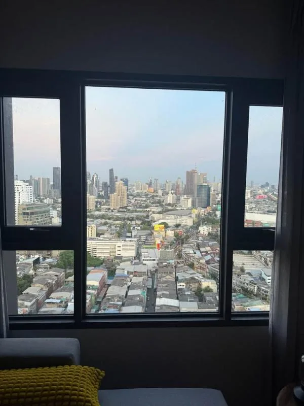 Life Rama 4 - Asoke — photo 4