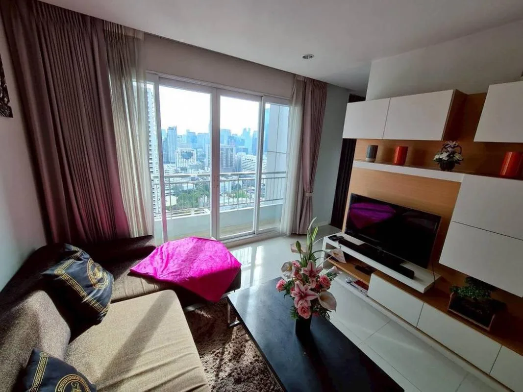 Circle Sukhumvit 11 — photo 1