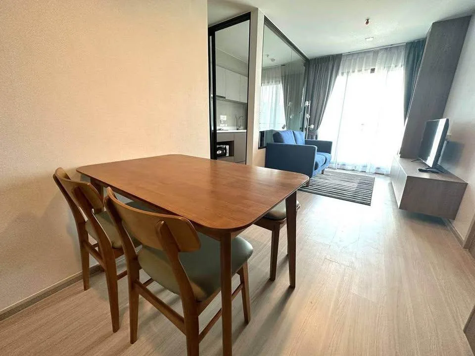 Life Sathorn Sierra — photo 4