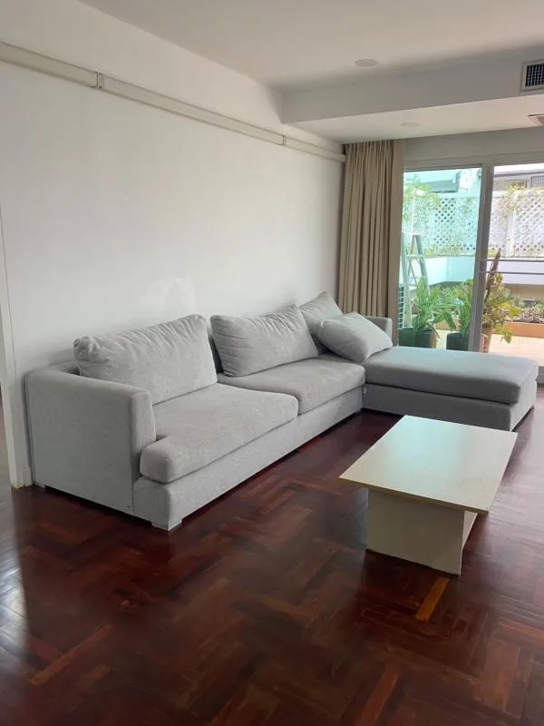 Sethiwan Mansion Sukhumvit 49 — photo 1