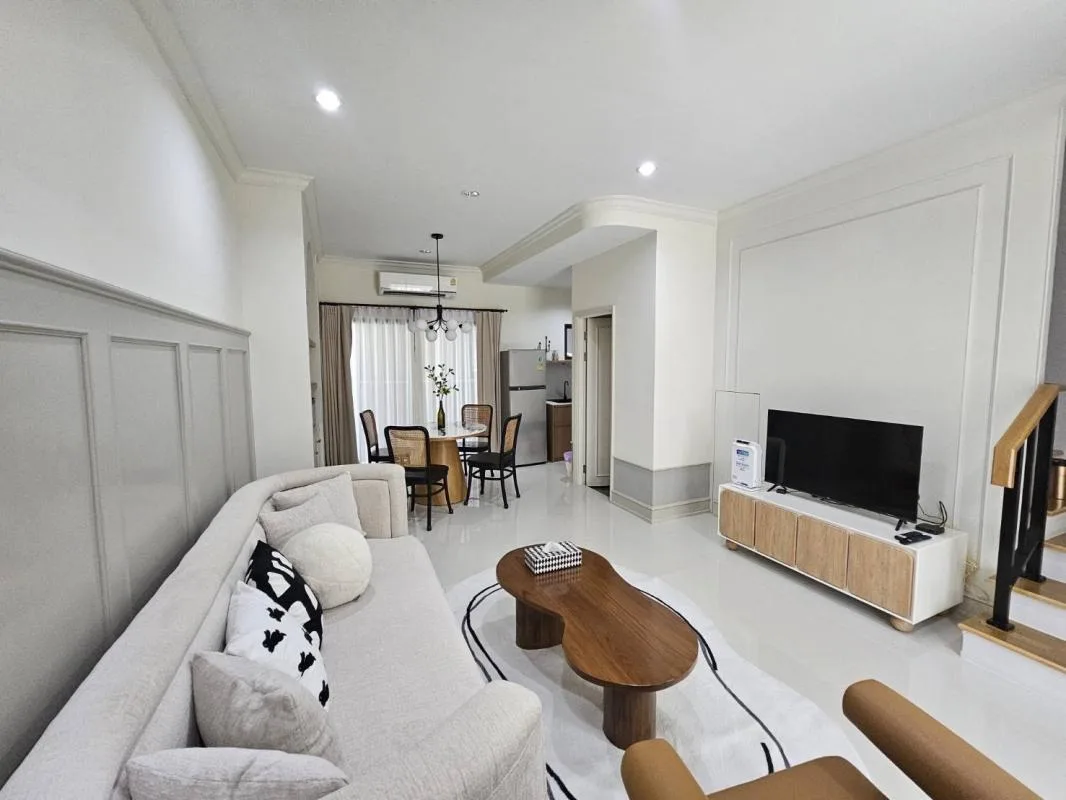 Baan Klang Muang Rama 9 — photo 2