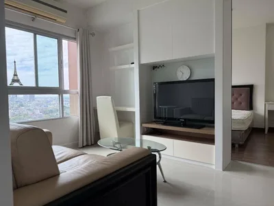 Q House Condo Sathorn