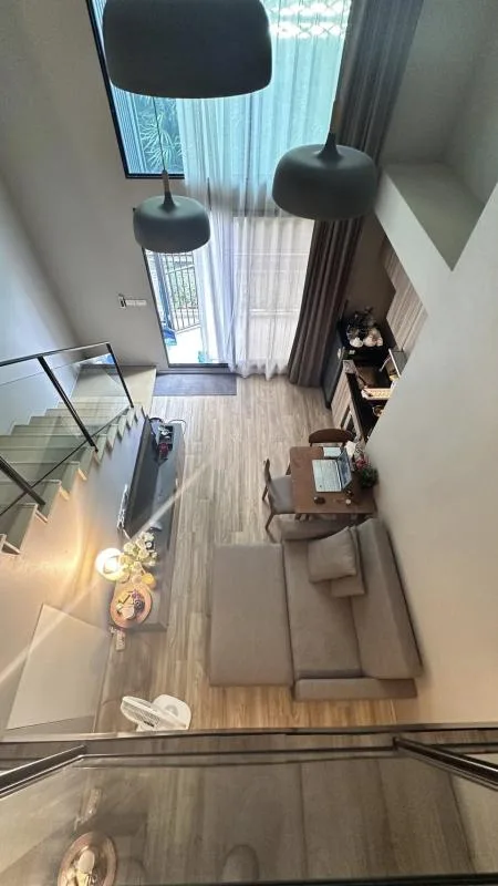 Blossom Condo @ Sathorn - Charoenrat — photo 3