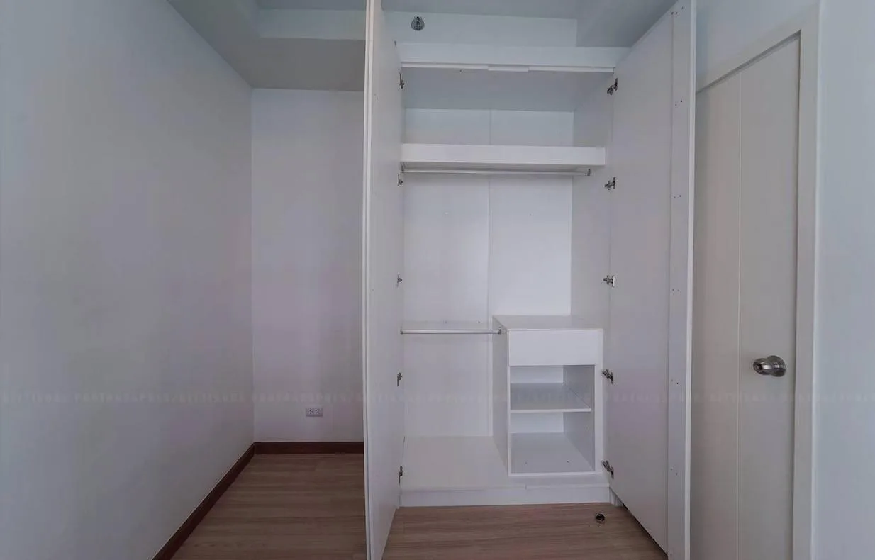 J Condo Sathorn - Kallaprapruk — photo 7