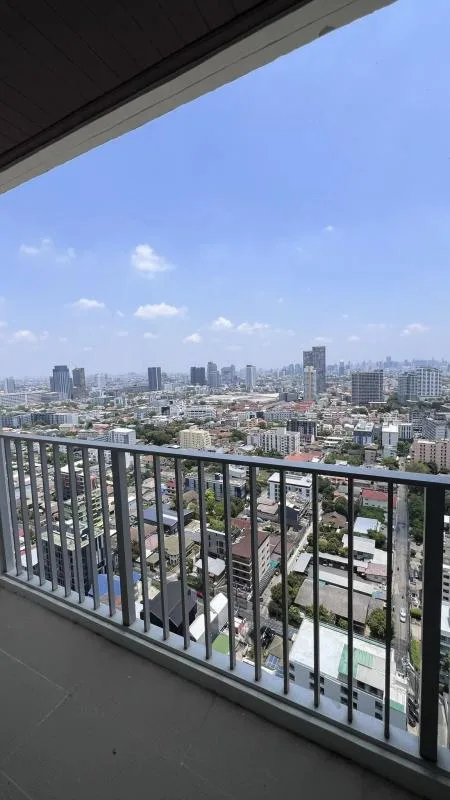 THE LINE Phahonyothin Park — photo 11