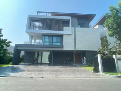 The Gentry Phatthanakan