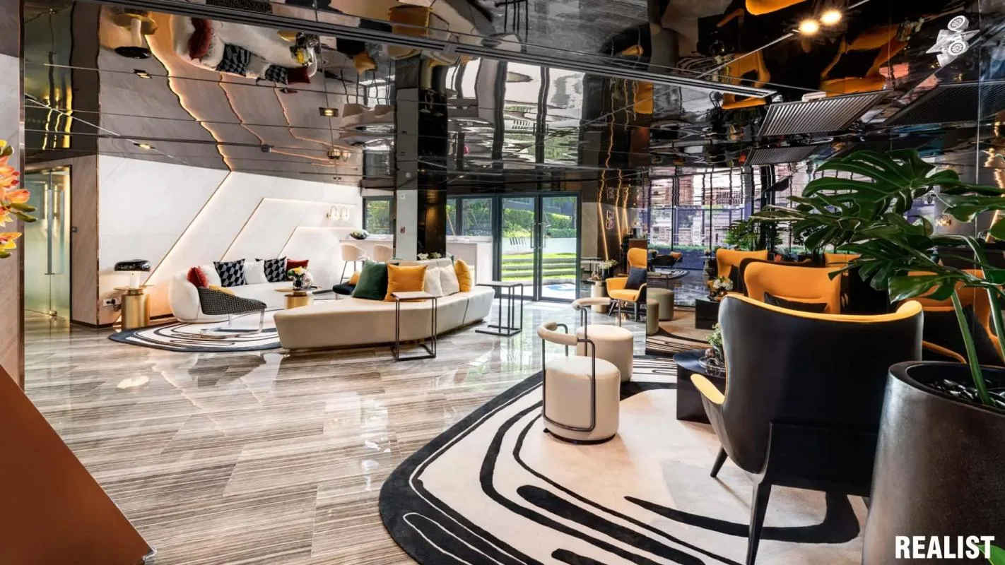Ideo Mobi Sukhumvit 40 — photo 8