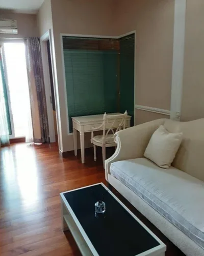 Ivy Sathorn 10