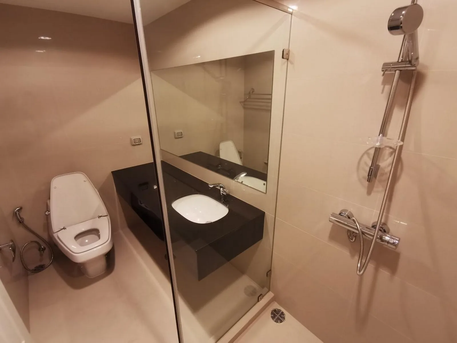 Belle Grand Rama 9 — photo 10