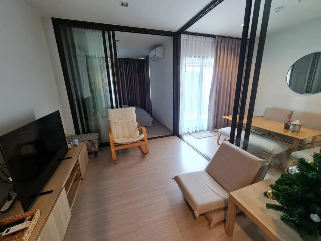 Life Sathorn Sierra — photo 1