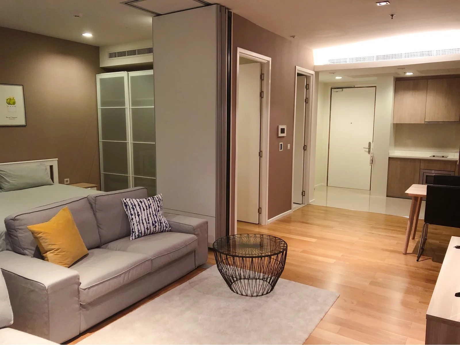 Circle Living Prototype — photo 1