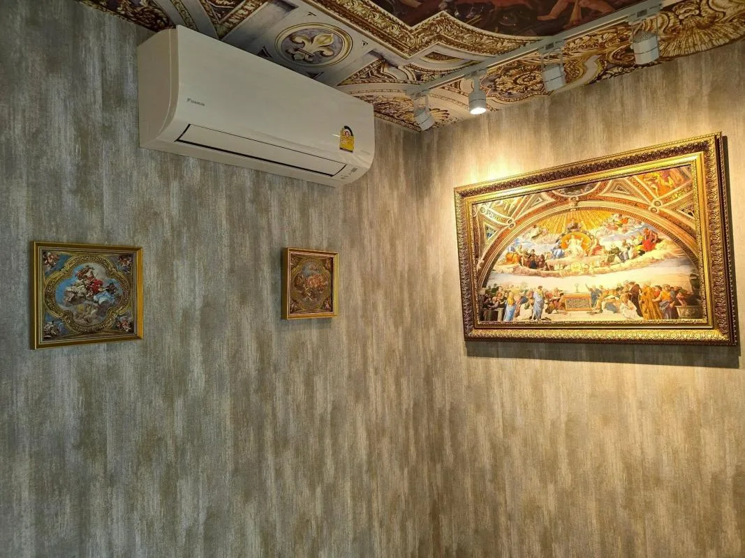 Elio Sathorn - Wutthakat — photo 3