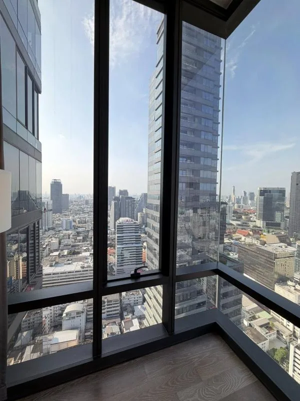Ashton Silom — photo 11
