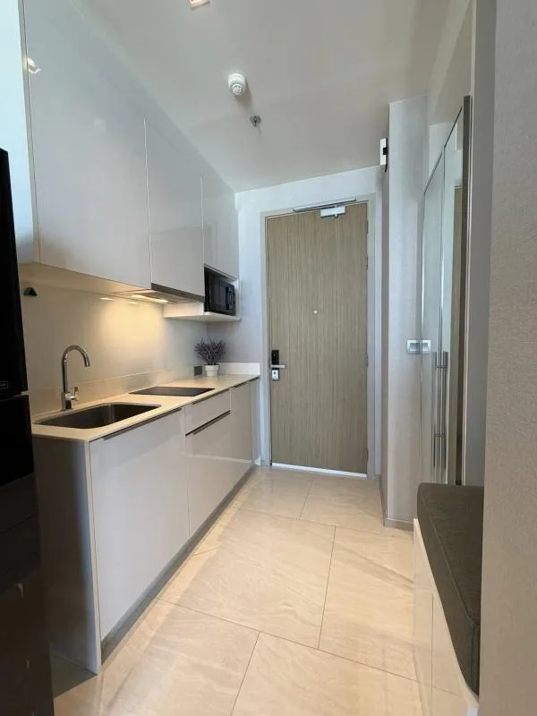 Ashton Silom — photo 14